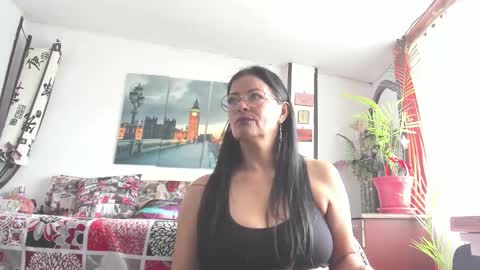 Snapshot of anaamature_ chatting on September 9, 2025, 5:56 pm anaamature_ online show from September 9, 2025, 5:56 pm