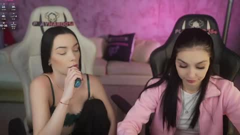 Snapshot of anabel054 chatting on April 14, 2026, 8:20 am Anabel Kira Zlata Kira Elice Lana Dominika Sofy Kaila Bridget online show from April 14, 2026, 8:20 am