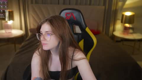 Snapshot of anabel2054 chatting on March 18, 2026, 7:28 pm Sweet girls online show from March 18, 2026, 7:28 pm