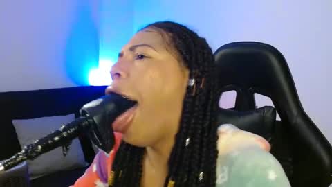 anabel alice gandara  online show from January 30, 2025, 10:50 am