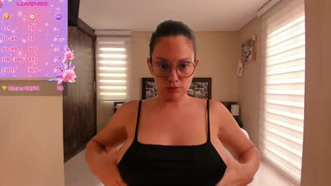 Snapshot of anabel_25 chatting on May 30, 2026, 4:59 pm Anabel online show from May 30, 2026, 4:59 pm