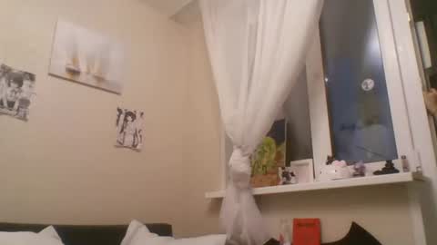 Malvina online show from July 28, 2026, 4:39 pm