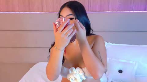 Snapshot of anabelleray chatting on November 8, 2025, 7:34 pm anabelleray online show from November 8, 2025, 7:34 pm