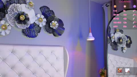 Snapshot of anabloom_ chatting on May 7, 2026, 5:40 pm anabloom_ online show from May 7, 2026, 5:40 pm