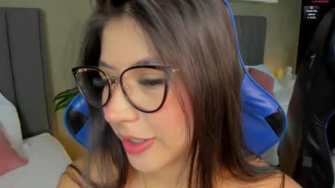 Snapshot of anagil_ chatting on May 14, 2026, 3:19 pm A N A online show from May 14, 2026, 3:19 pm