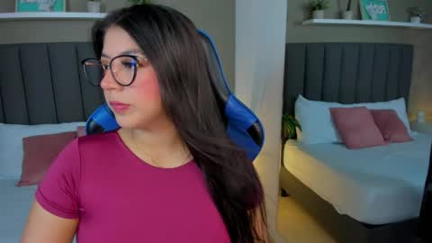 Snapshot of anagil_ chatting on May 19, 2026, 2:34 pm A N A online show from May 19, 2026, 2:34 pm