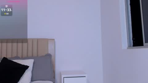 Ana Henao or Annie... Follow me ahenaocb Insta  X online show from January 9, 2025, 11:45 pm