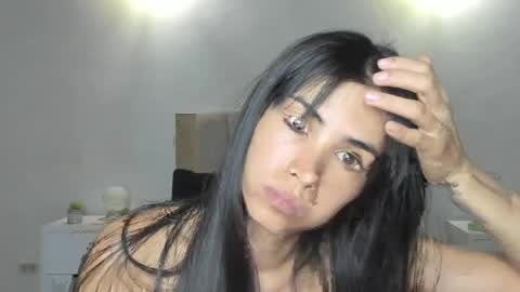 Ana Henao or Annie... Follow me ahenaocb Insta  X online show from April 10, 2026, 3:23 am