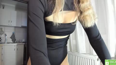 Snapshot of anahi1993 chatting on February 26, 2026, 5:06 am Anahi online show from February 26, 2026, 5:06 am