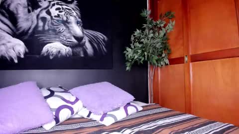 Anahi online show from September 11, 2025, 4:45 am