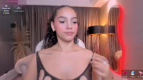 Anahi Curlie online show from July 14, 2026, 11:16 am