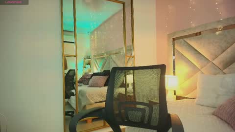 Anahi  online show from April 1, 2026, 2:58 pm