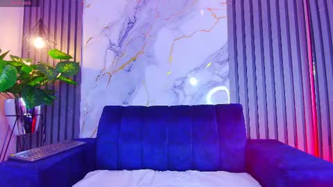 Anahia online show from July 20, 2026, 7:49 pm