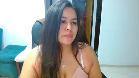 Snapshot of anaids_dam chatting on May 24, 2026, 12:48 am anaids online show from May 24, 2026, 12:48 am