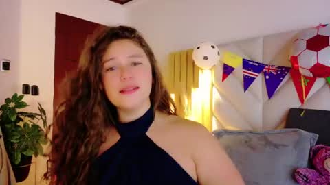 Anaise  online show from July 1, 2026, 11:34 am