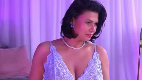 Anais online show from April 3, 2026, 3:59 am