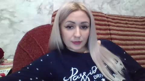 analqueen2024 online show from December 18, 2024, 8:14 pm