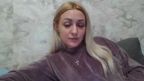 analqueen2024 online show from October 18, 2025, 2:03 am