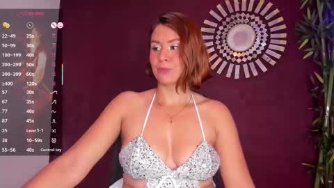 Snapshot of analuna__ chatting on September 24, 2025, 12:03 am Ana Luna online show from September 24, 2025, 12:03 am