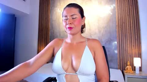 Snapshot of analuna__ chatting on October 23, 2025, 8:51 pm Ana Luna online show from October 23, 2025, 8:51 pm
