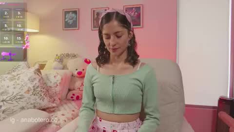 Ana Mara Botero online show from October 16, 2025, 7:37 pm