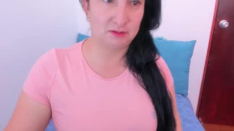 Snapshot of anamaria288 chatting on November 8, 2025, 3:12 pm anamaria288 online show from November 8, 2025, 3:12 pm