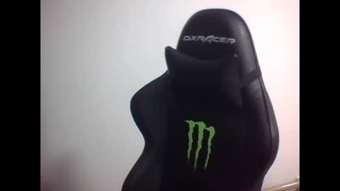 Snapshot of anarchyy1994 chatting on December 14, 2025, 10:31 am anarchyy1994 online show from December 14, 2025, 10:31 am