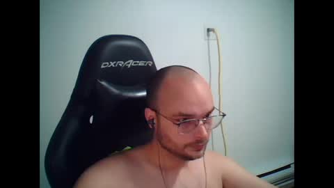 Snapshot of anarchyy1994 chatting on February 11, 2026, 9:47 am anarchyy1994 online show from February 11, 2026, 9:47 am