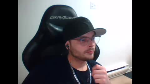 Snapshot of anarchyy1994 chatting on March 19, 2026, 6:39 am anarchyy1994 online show from March 19, 2026, 6:39 am