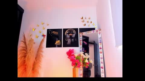 Snapshot of anaskiny chatting on July 31, 2026, 7:46 pm annaskiinny online show from July 31, 2026, 7:46 pm