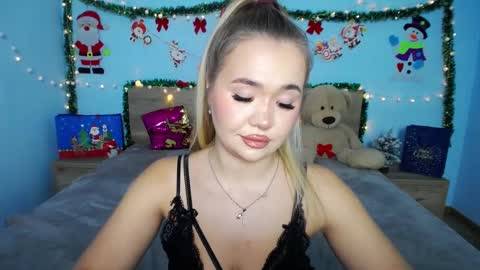 anastacyyellig online show from December 21, 2024, 2:30 am