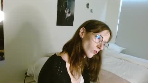 Snapshot of anastasia__122 chatting on July 31, 2026, 12:43 am anastasia__122 online show from July 31, 2026, 12:43 am