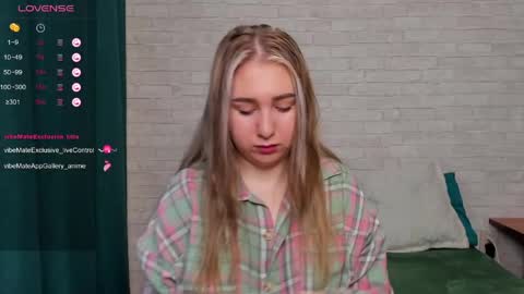 Snapshot of anastasia_gold1 chatting on June 8, 2026, 1:28 am anna online show from June 8, 2026, 1:28 am