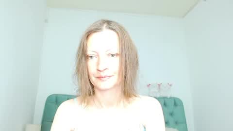 Stacy online show from May 28, 2026, 10:18 pm
