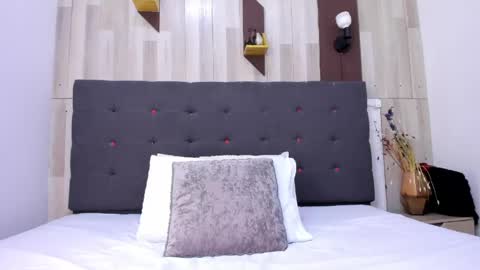 anastasia online show from May 6, 2026, 11:48 am