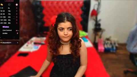 Ana   online show from November 19, 2025, 7:58 pm