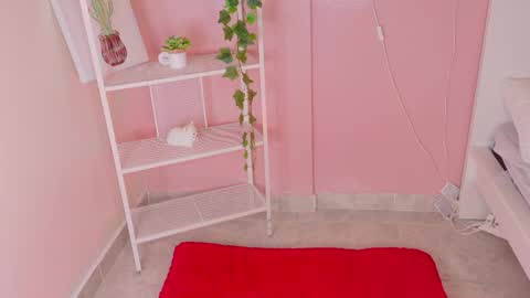 Kendra  online show from January 12, 2026, 11:37 am