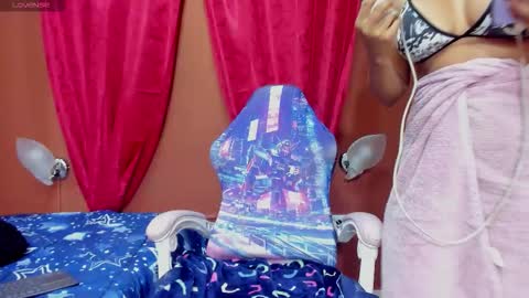 anazztasia_squirt online show from February 10, 2026, 6:45 pm