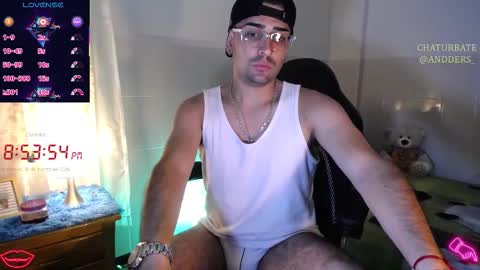 Snapshot of andders_ chatting on March 19, 2026, 1:53 am Anders online show from March 19, 2026, 1:53 am