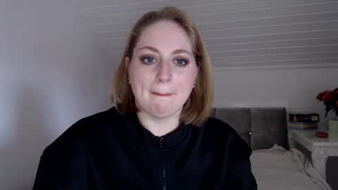 Andorphin online show from November 19, 2025, 9:53 am