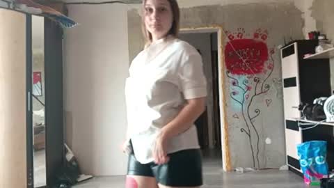 Emily online show from July 28, 2026, 12:48 pm
