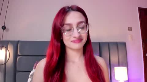 Andra Cyrus online show from December 2, 2025, 11:37 am