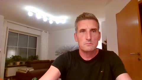 Snapshot of andre029 chatting on July 8, 2026, 7:29 pm Name online show from July 8, 2026, 7:29 pm