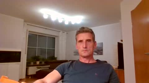 Snapshot of andre029 chatting on July 23, 2026, 6:39 pm Name online show from July 23, 2026, 6:39 pm