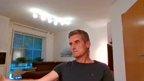 Snapshot of andre029 chatting on July 24, 2026, 4:05 pm Name online show from July 24, 2026, 4:05 pm