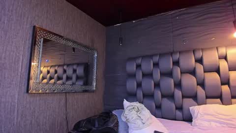 Andre Parker online show from December 4, 2024, 3:37 am