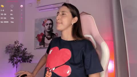 A l e online show from December 23, 2024, 10:55 pm