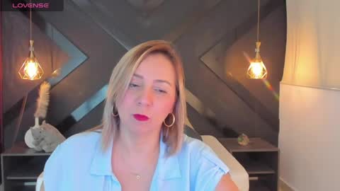 Snapshot of andre_soto_ chatting on June 7, 2026, 2:59 am A N D R E online show from June 7, 2026, 2:59 am