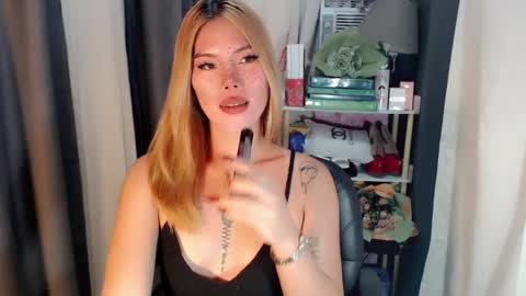 andrea06121998 online show from July 28, 2026, 11:17 am