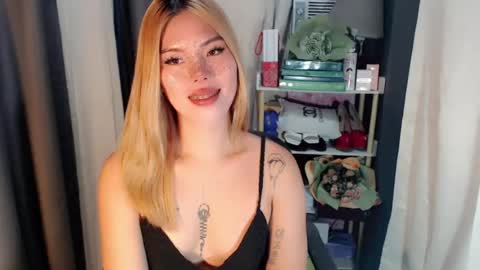 andrea06121998 online show from July 28, 2026, 2:13 pm